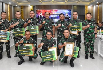 Foto Bersama usai acara