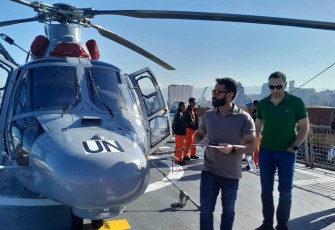 Tim CEO UN saat Periksa Kelengkapan dan Kesiapan Helikopter HS-1305 Satgas MTF TNl Konga XXVll-O