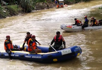 Pencarian Remaja Tenggelam di Sungai Barabai