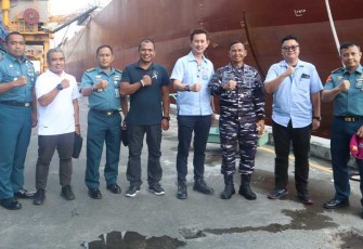Danlantamal V saat Kunker ke PT Bogasari Flour Mills