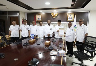 Mensos Saifullah Yusuf bersama jajaran Pemkab Biak Numfor di Jakarta 
