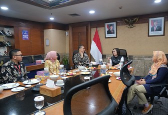 Wakil Menteri Ekonomi Kreatif/Wakil Kepala Ekonomi Kreatif (Wamenekraf/Wakabekraf) Irene Umar  Bahas Budaya Kerja dengan Pakar SDM Handi Kurniawan