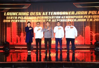Kapolri Jenderal Polisi Drs. Listyo Sigit Prabowo meresmikan pembentukan Desk Ketenagakerjaan