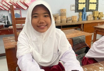 Salah satunya Alma Bella Angie Parahita, siswi SDN 1 Surodikraman di Ponorogo. 