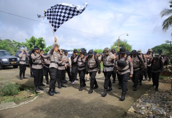 Sambut Hari Ulang Tahun ke-80 Korps Brimob Polri, Polres Madiun Polda Jatim melaksanakan napak tilas ke Monumen Sakip –Sanali, Desa Kare, Kecamatan Kare,Jumat (7/11)