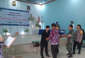 Sinergi TNI Dan Pemerintah Daerah Dalam Pelantikan Perangkat Desa di Wilayah Pacitan