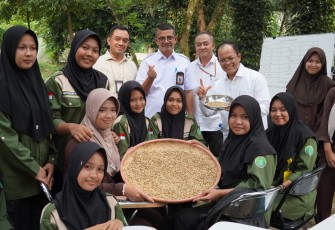 Kementerian Pendidikan Dasar dan Menengah (Kemendikdasmen) melalui Badan Pengembangan dan Pembinaan Bahasa (Badan Bahasa) mengambil langkah konkret: memperkuat literasi sebagai fondasi utama menuju kemandirian pangan Indonesia