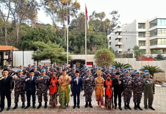 Satgas MTF TNI Konga XXVIII-O/UNIFIL Terima Penghargaan "Duta Budaya RI" di Lebanon