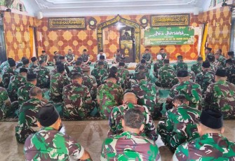 Doa bersama prajurit Kodim 0806/Trenggalek 