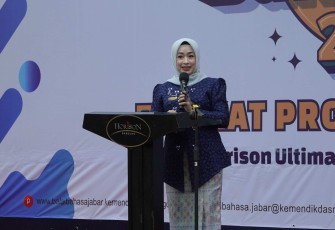 Kepala Balai Bahasa Provinsi Jabar Herawati