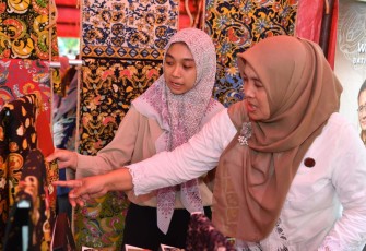 Program PKW Tekun Tenun dan Kriya di Lamongan Jawa Timur 