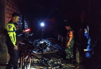 Padamkan api rumah warga desa binaan 