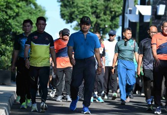 Olahraga bersama prajurit Kodam XIV Hasanuddin, Selasa (14/10)