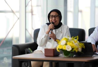 Wakil Kepala BGN Nanik S Deyang