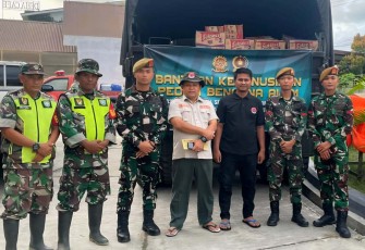 Bantuan kemanusiaan Satgas Yonarmed 12 Kostrad 