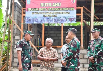 Dandim Pacitan saat Dampingi Danrem 081/DSJ Tinjau Lokasi RUTILAHU