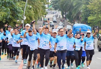 Dedra Run Halalbihalal di Taman Ekspresi, Kota Bogor, Jawa Barat, Minggu (2042025).