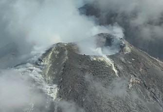 Erupsi Gunungapi Lewotobi Laki-Laki