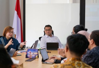 Wamenekraf Irene Umar saat memberikan pemaparan, Selasa (4/3)