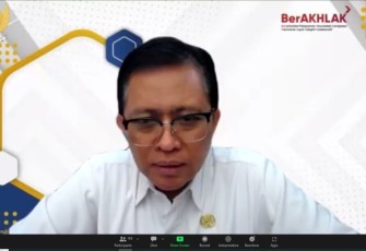 Dirjen Bangda Kemendagri Restuardy Daud 