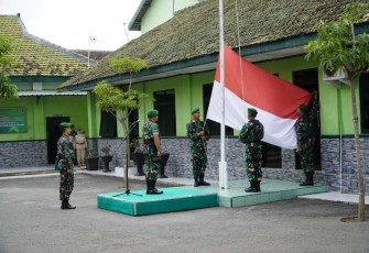 Upacara bendera prajurit Kodim 0803/Madiun