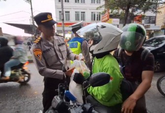 Kegiatan Bakti Sosial Resimen Dharma Rakshaka Nayaka Perdana Secara Serentak se Indonesia.
