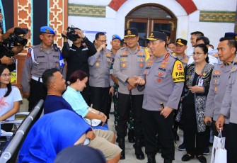 Kapolri Cek Langsung Pelayanan Arus Balik di Stasiun Tawang