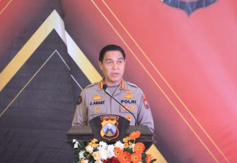 Kabid Humas Polda Jatim Kombes Pol Jules Abraham Abast