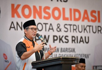 Presiden Partai Keadilan Sejahtera (PKS), Almuzzammil Yusuf
