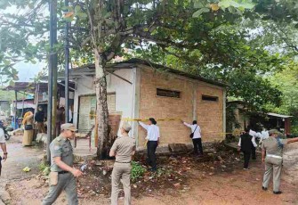Bangunan Tak Berizin di Atas Drainase Disegel Satpol PP Tanjungpinang