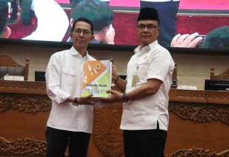 DPRD Batam Gelar Paripurna Penyampaian Nota Keuangan Perubahan APBD 2025