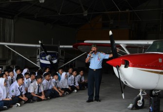 Wawasan Kedirgantaraan Masuk dalam Materi MPLS Sekolah Angkasa Lanud Husein Sastranegara