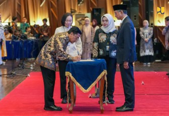 Menteri Pekerjaan Umum Dody Hanggodo melantik 520 pejabat struktural yang terdiri dari 65 Pejabat Tinggi Pratama (Eselon II) dan 455 Pejabat Administrator (Eselon III) di lingkungan Kementerian PU, Jumat (18/7/2025)