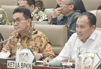 Ketua BPKN RI Mufti Mubarok 