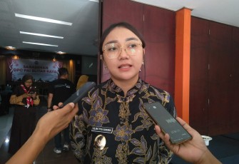 Wakil Walikota Blitar Elim Tyu Samba Saat Dihubungi Awak Media Setelah Didaulat Jadi Ketua PAI Blitar Raya, Sabtu 9 Agustus 2025.