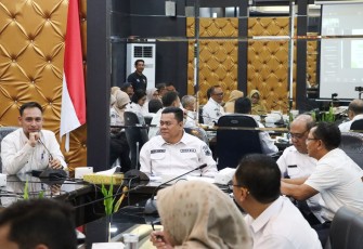 Digagas Bupati Roby, Bendera Hijau atau Hitam Jadi Tanda OPD Hingga Kelurahan/Desa Bersih dan Sehat