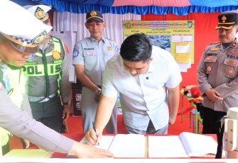Bupati Roby Tinjau Kesiapan Pos Pengamanan Nataru di Pelabuhan Bulang Linggi Tanjung Uban