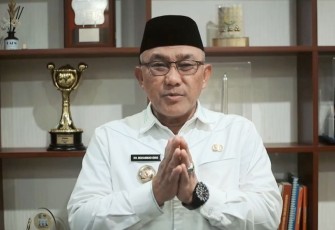 KH Mohammad Idris Walikota Depok periode 2016-2025
