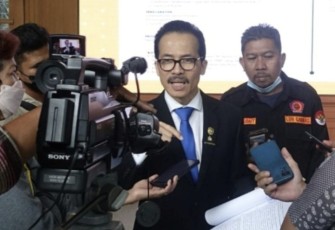 Ketua APKOMINDO Ir Soegiharto Santoso SH