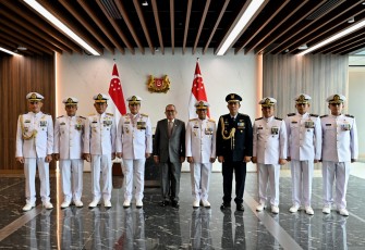 Pemerintah Singapura Berikan Penghargaan Pingat Jasa Gemilang Kepada Kasal 