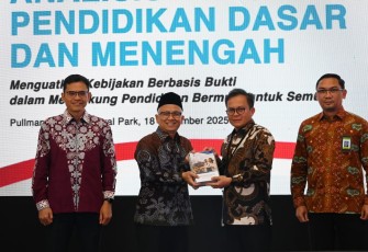 Kepala BSKAP Kemendikdasmen, Toni Toharudin dalam Seminar Hasil Analisis Kebijakan Pendidikan Dasar dan Menengah yang diselenggarakan oleh Pusat Standar dan Kebijakan Pendidikan (PSKP) BSKAP