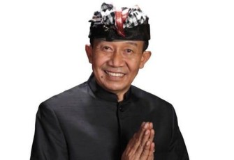 Ketua Umum Pengurus Harian Parisada Hindu Dharma Indonesia (PHDI) Pusat, Mayjen TNI (Purn) Wisnu Bawa Tenaya