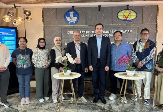 Kunjungan JSC Positive Technologies ke Kemendiktisaintek: Perkuat Kolaborasi Pengembangan Talenta Siber Nasional