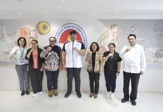 Menpora RI, Dito Ariotedjo, menerima kunjungan Pengurus Persekutuan Gereja-Gereja di Indonesia (PGI) di Kantor Kemenpora, Jakarta, Senin (24/2). 