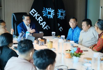 Menteri Ekraf Teuku Riefky dalam audiensi yang berlangsung di Autograph Tower Thamrin Nine, Jakarta, Selasa, 16 September 2025.