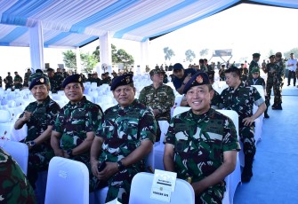Panglima Kolinlamil saat Hadiri Pelantikan Wakil Panglima TNI dan Pengukuhan Satuan Baru TNI
