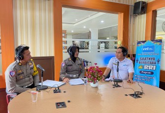 Ditlantas Polda Kalteng menggelar sosialisasi Operasi Keselamatan Telabang 2025 di Radio Republik Indonesia (RRI) Kota Palangka Raya, Selasa (18/2/2025) 