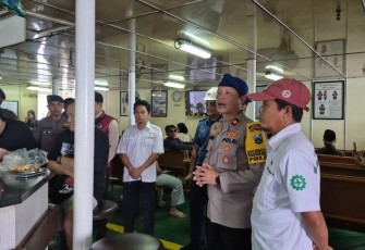 Polresta Banyuwangi saat Gelar Pemeriksaan Keselamatan Terpadu di Pelabuhan Ketapang