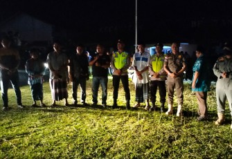 Polsek Belitang III saat Amankan Pawai Takbiran Keliling.