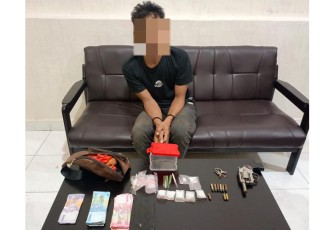 Tersangka dan barang bukti saat diamankan